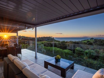 19 Victoria Road South, Onetangi, Waiheke Island