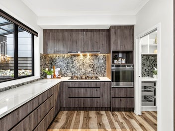 2 Dulverton Rise, Flagstaff, Hamilton