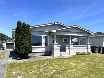 8 Robinson Street, Blaketown, Greymouth