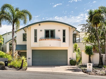 6 Cresswell Place, Richmond