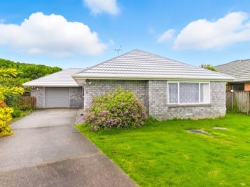 35 Spackman Crescent, Paraparaumu