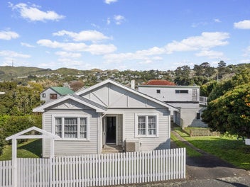 2 Moorefield Road, Johnsonville, Wellington