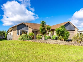 6 Ngatiti Place, One Tree Point