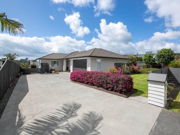 93 Liberty Crescent, Beachlands, Auckland