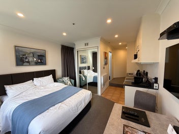 6H/120 The Terrace, Wellington Central, Wellington