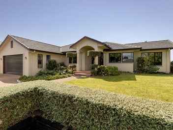 2 Brackenburn Drive, Ohauiti, Tauranga