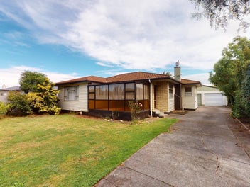 12 Gloucester Street, Takaro, Palmerston North