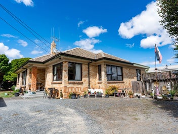 249 Dey Street, Hamilton East, Hamilton