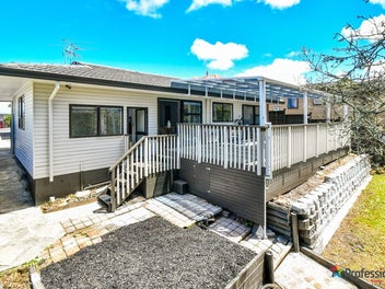 2/46A Claude Road, Hillpark, Auckland