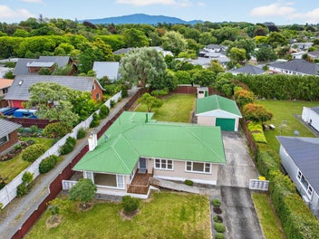14 Karu Crescent, Waikanae