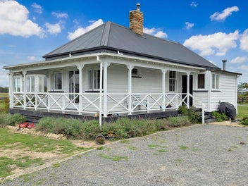 124 Campbell Road, Pipiroa, Thames