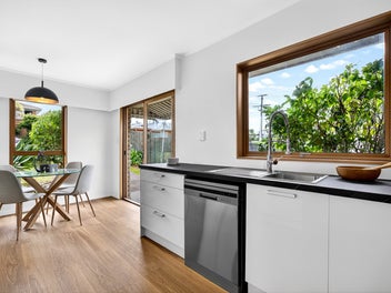 1/10 Manuka Road, Glenfield, Auckland