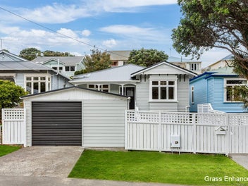 39 Hohiria Road, Hataitai, Wellington