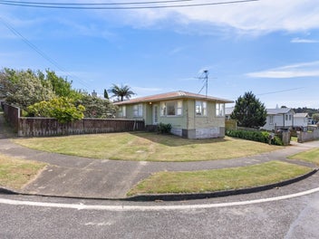 133 Driver Crescent, Cannons Creek, Porirua