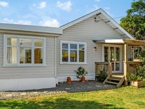 32 Hinemoa Street, Paraparaumu