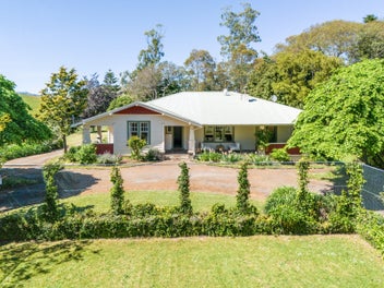 1911 Middle Road, Poukawa