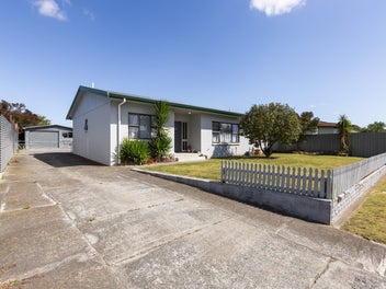 81 Caernarvon Drive, Flaxmere, Hastings