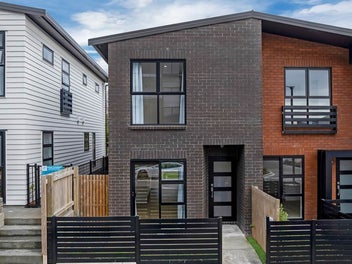 24 Rauemi Way, Te Atatū South, Auckland