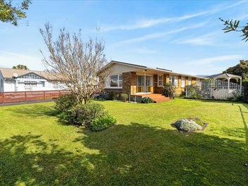 15 Carisbrooke Street, Katikati, Katikati