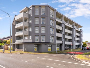11/63 Kestev Drive, Flat Bush, Auckland