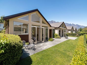 13/8 Humphrey Street, Frankton, Queenstown