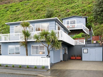 118 Owhiro Bay Parade, Owhiro Bay, Wellington