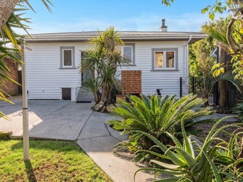 323 Western Hills Drive, Avenues, Whangarei