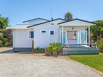 4 Lysnar Street, Okitu, Gisborne