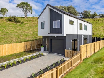 64 Ara Taha Crescent, Orewa, Orewa