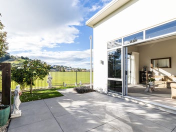 12 Flers Place, Taradale, Napier
