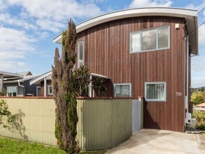 701 Beach Road, Rothesay Bay, Auckland