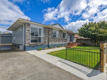 4 Emmerdale Mews, Highbury, Palmerston North