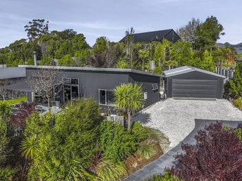 31 Les Wakefield Road, Mapua