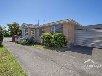 1/86 Travis Road, Burwood, Christchurch