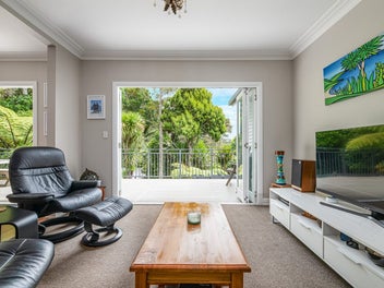10 Westridge Road, Titirangi, Auckland