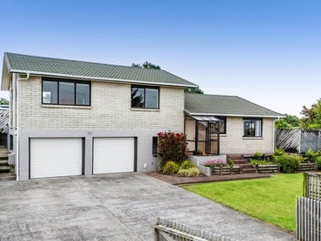17 Caledonia Place, Highlands Park, New Plymouth