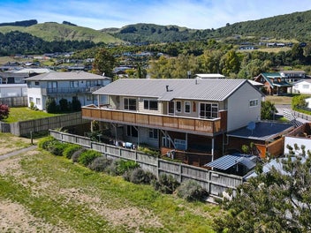 26 Angela Place, Kinloch, Taupo