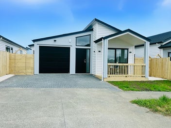 17 Cronshaw Road, Karaka, Papakura