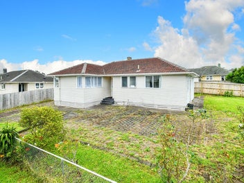 12 Valder Avenue, Otara, Auckland