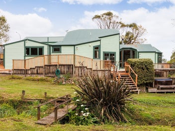 353 Kahuterawa Road, Linton, Palmerston North