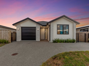 14 TE WHARO DRIVE
