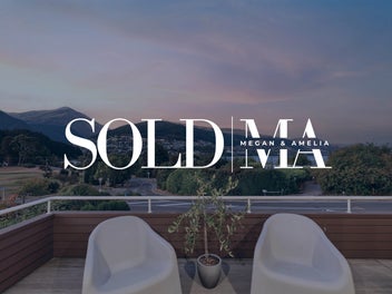 732 Peninsula Road, Kelvin Heights, Queenstown