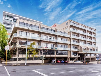 2J/72 Wellesley Street West, Auckland Central, Auckland