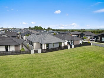 79 Union Drive, Papamoa, Papamoa