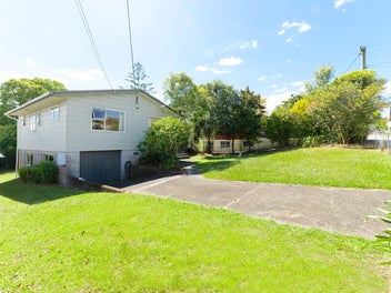23 Sherwood Avenue, Te Atatu South, Auckland