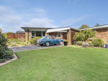 78 Hall Street, Cambridge, Cambridge