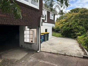 10 Seaview Road, Milford, Auckland