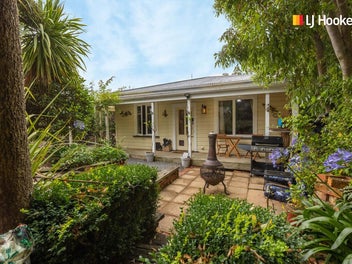 39 Bath Street, Brighton, Dunedin