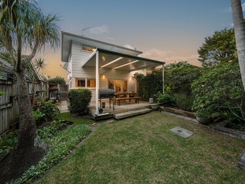 6A Tipene Place, Meadowbank, Auckland