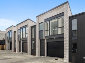 8/36 Thatcher Street, Mission Bay, Auckland